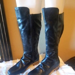 NEW Diba boots size 6